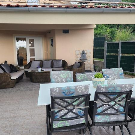 Holiday Home Rupotina With A Large Yard, Pool And A Beautiful View Solin Esterno foto