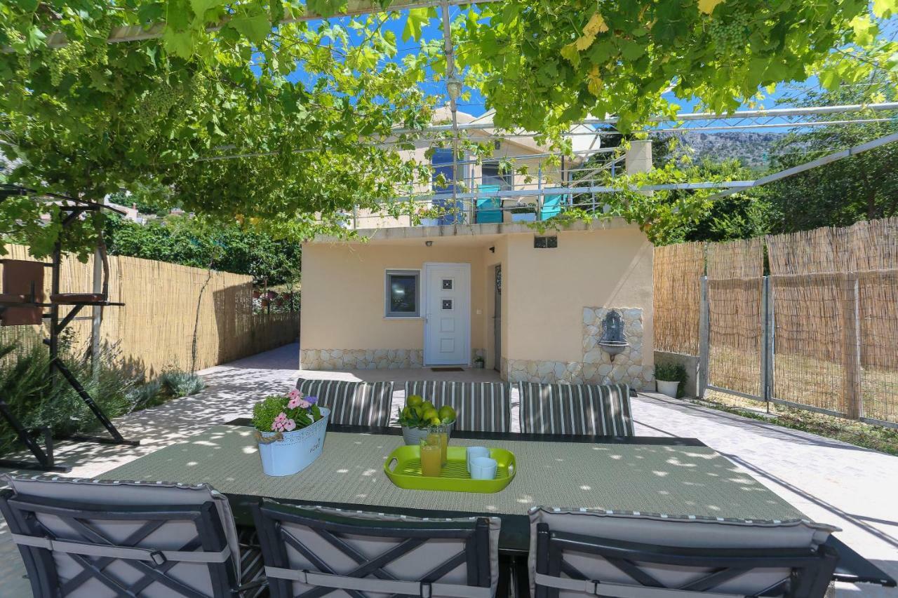 Holiday Home Rupotina With A Large Yard, Pool And A Beautiful View Solin Esterno foto